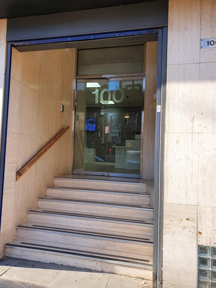 8f983a84-4113-4eff-9014-b28a4177ce86