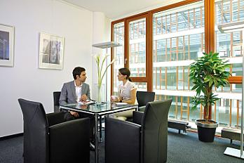 listing-signature-stuttgart-signature-schlossplatz-p1qhj6-quote