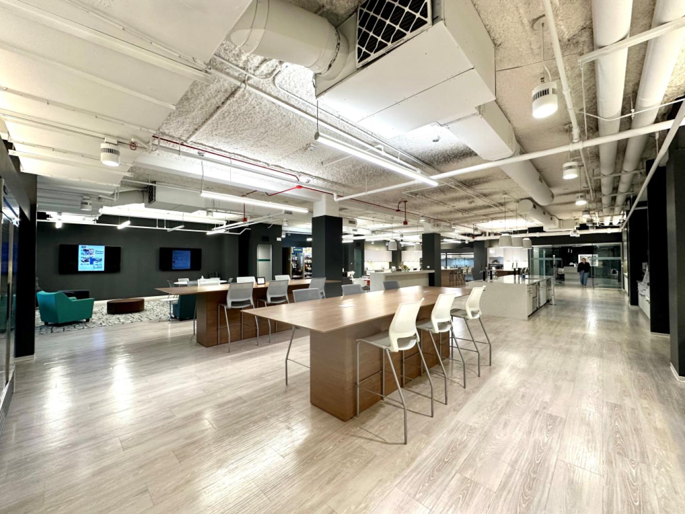 7c98b7da-b490-452d-bbe0-2fbc4cd63c1a_loungeseating3