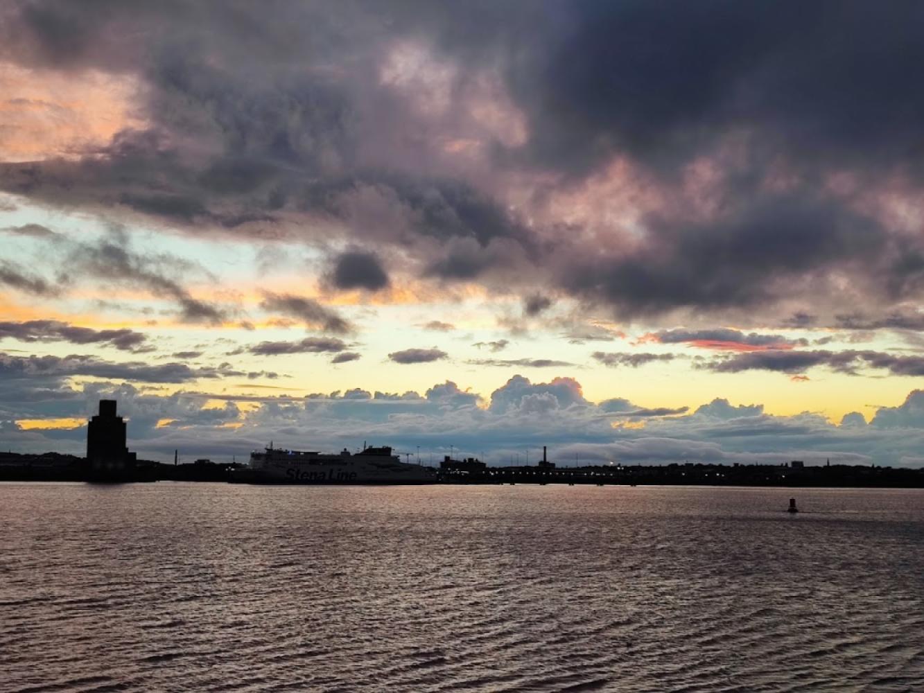 37f44869-93cb-4d2a-a616-31988b39ab47