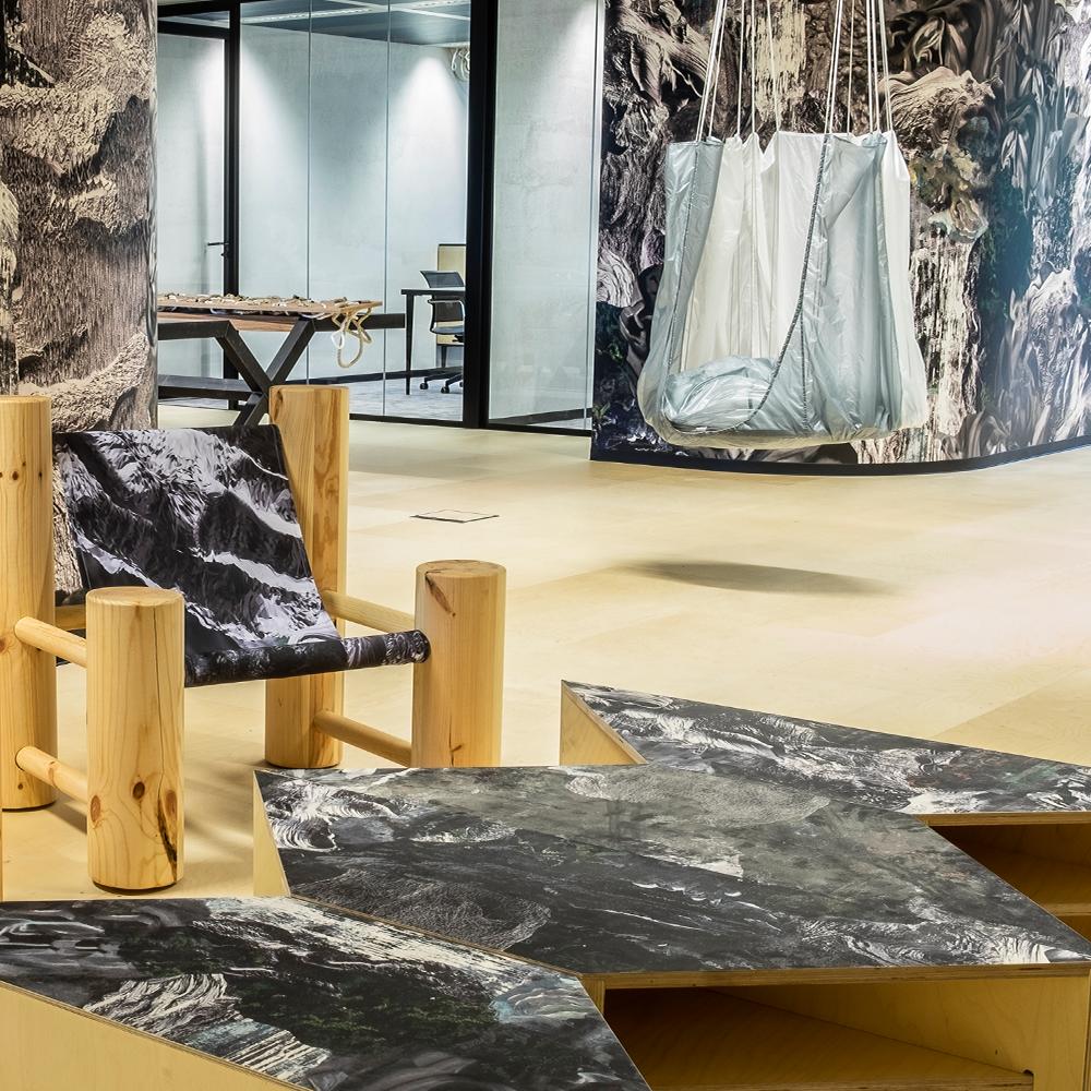 bc1e750f-9189-48e8-8c6a-4ce6301a53df