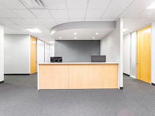 Extra Large Meeting Room workspace image