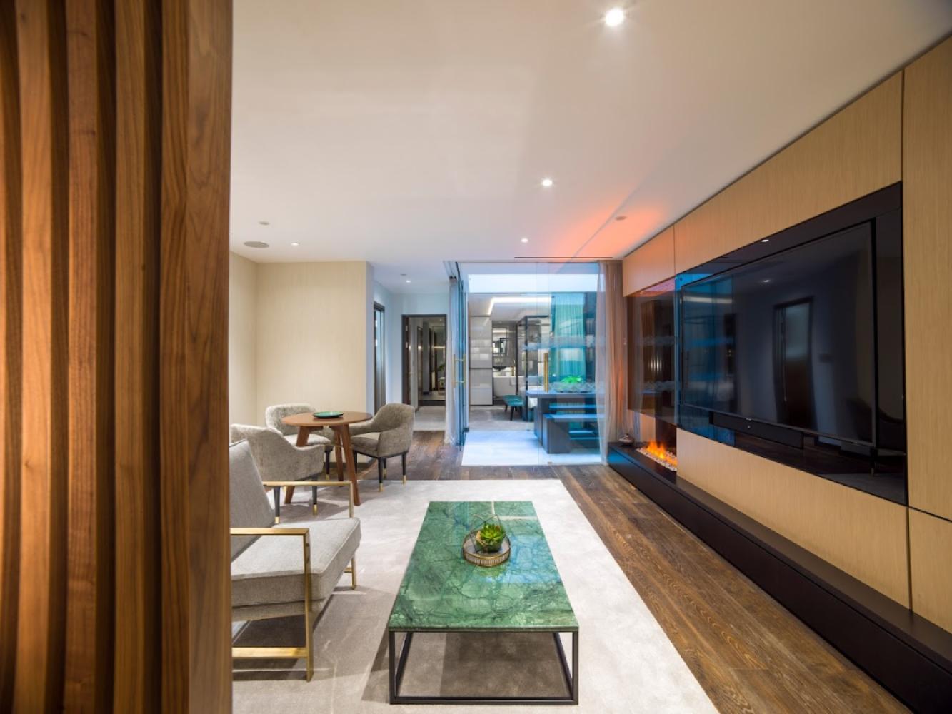 404039aa-acd9-4edf-bf20-5cf55b2c415f