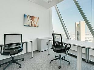 BAHRAIN, United Tower workspace image