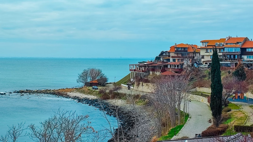 9d5310cf-711e-434f-8da4-c68b287c80b1