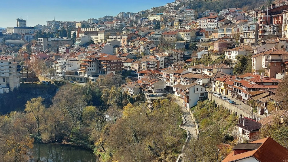 9d5310d0-e5c9-4d5f-aa62-9370a754344d