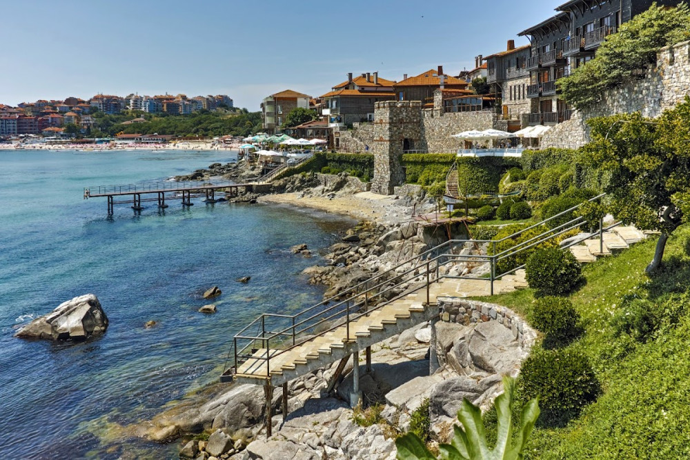 9d5310d1-773d-4d08-a406-1d1aae223c4b