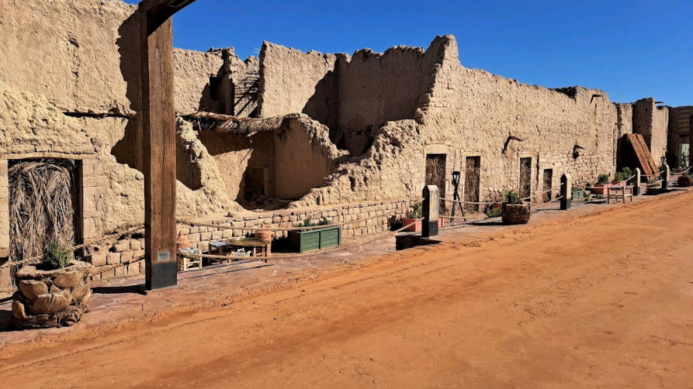 9d5312d9-48c4-4402-b5fa-53efb11b154f