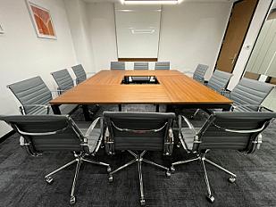 Dubai, Marina Gate workspace image