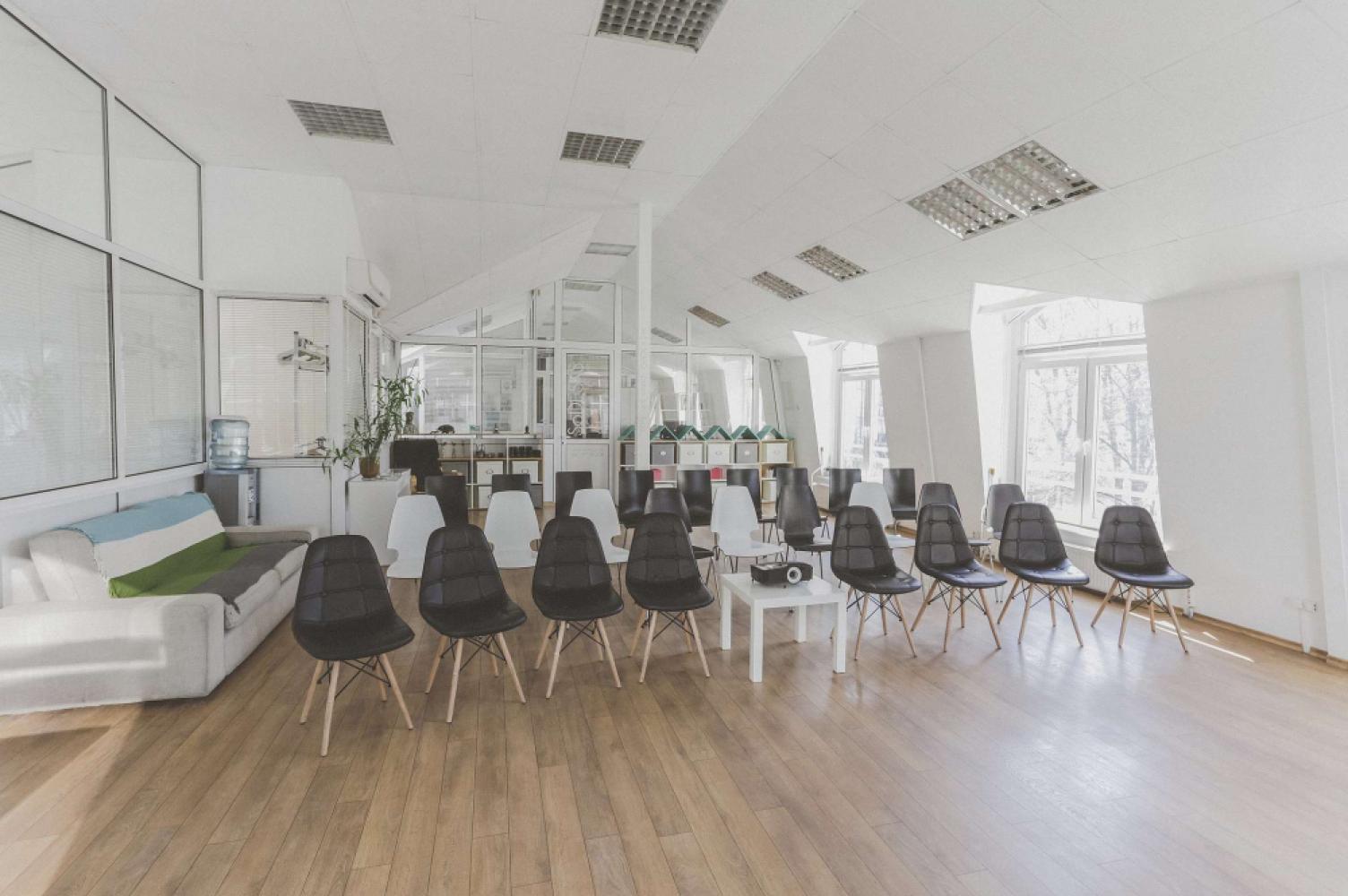 aba7f081-e74b-4b70-a4b1-0f655681fc94jpeg