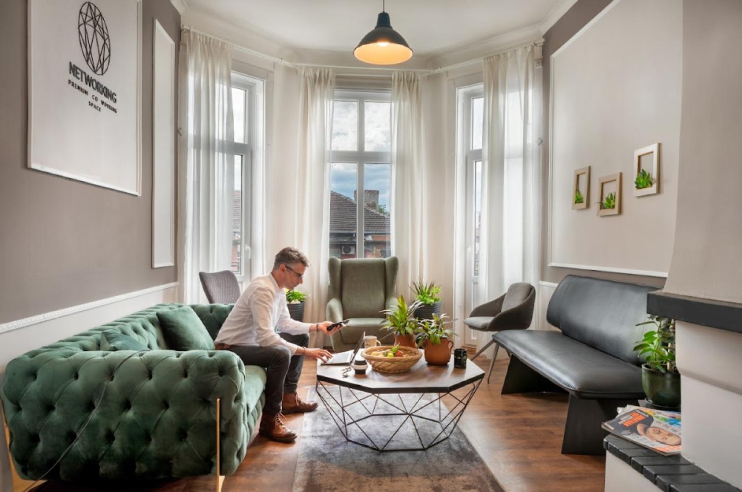 51871113-6c89-4332-aa47-b3a5e914f677