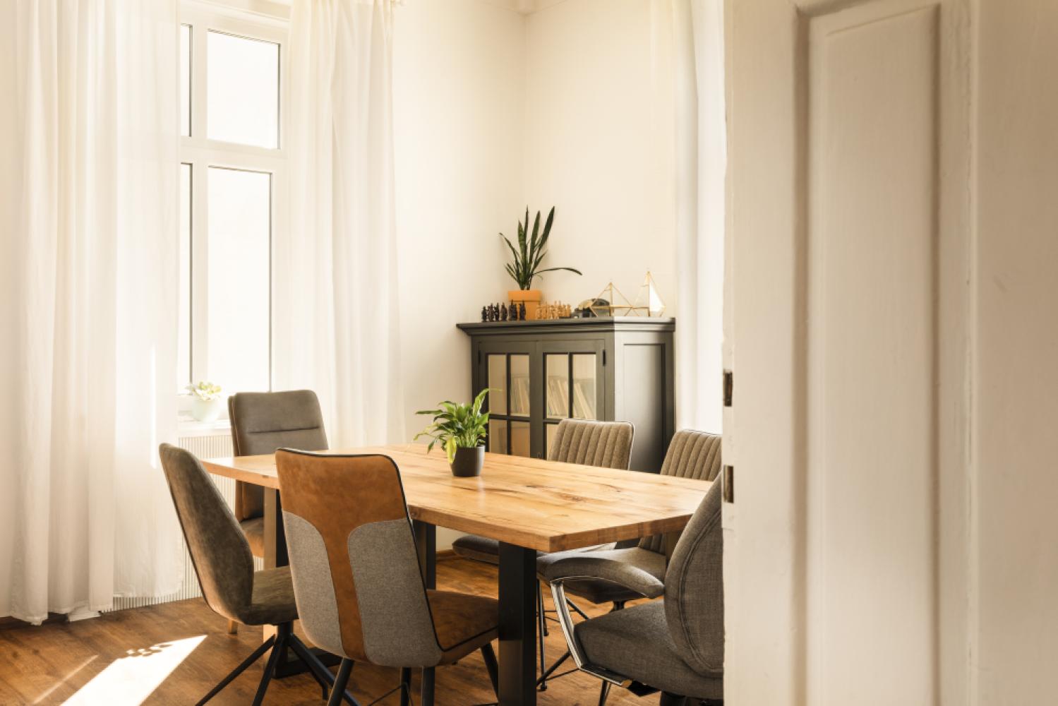 8a1b8a07-7405-49d9-9f6c-a7fe315869b5__08_0688