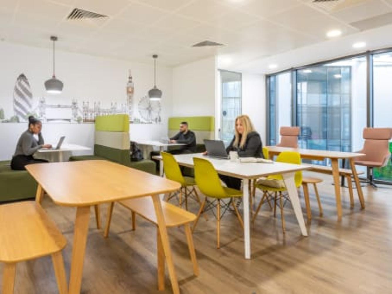 70ea9641-2cb2-49ee-979c-aa0e43ce99f5