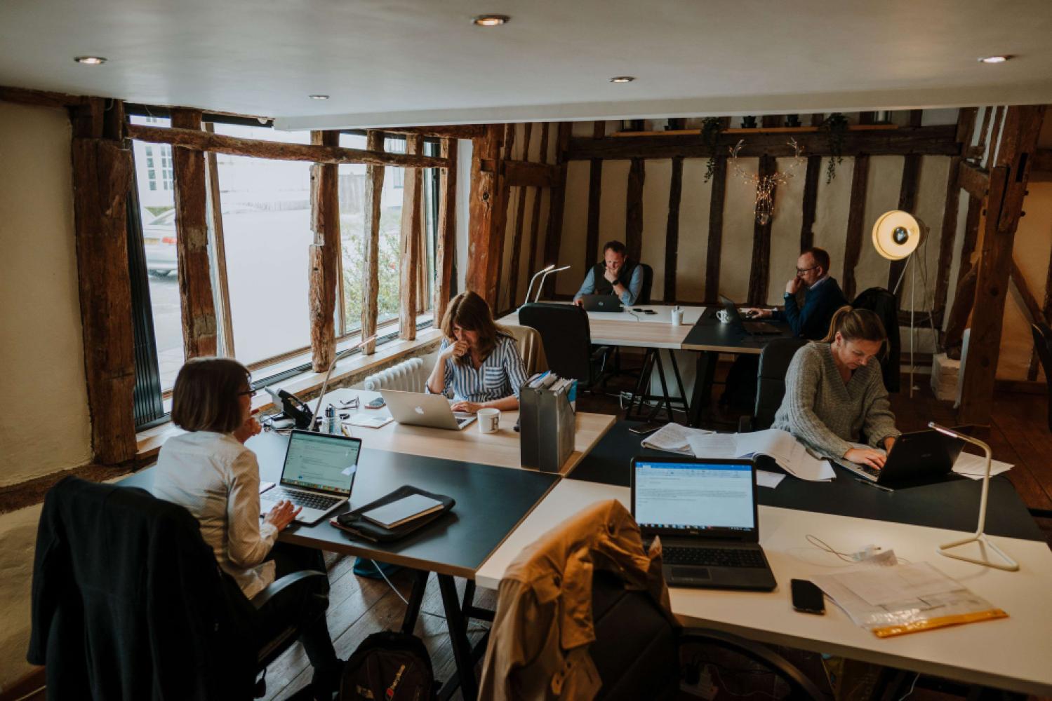 2f7ebf33-7a5a-4106-9ab2-fbe2deb18d56jpeg