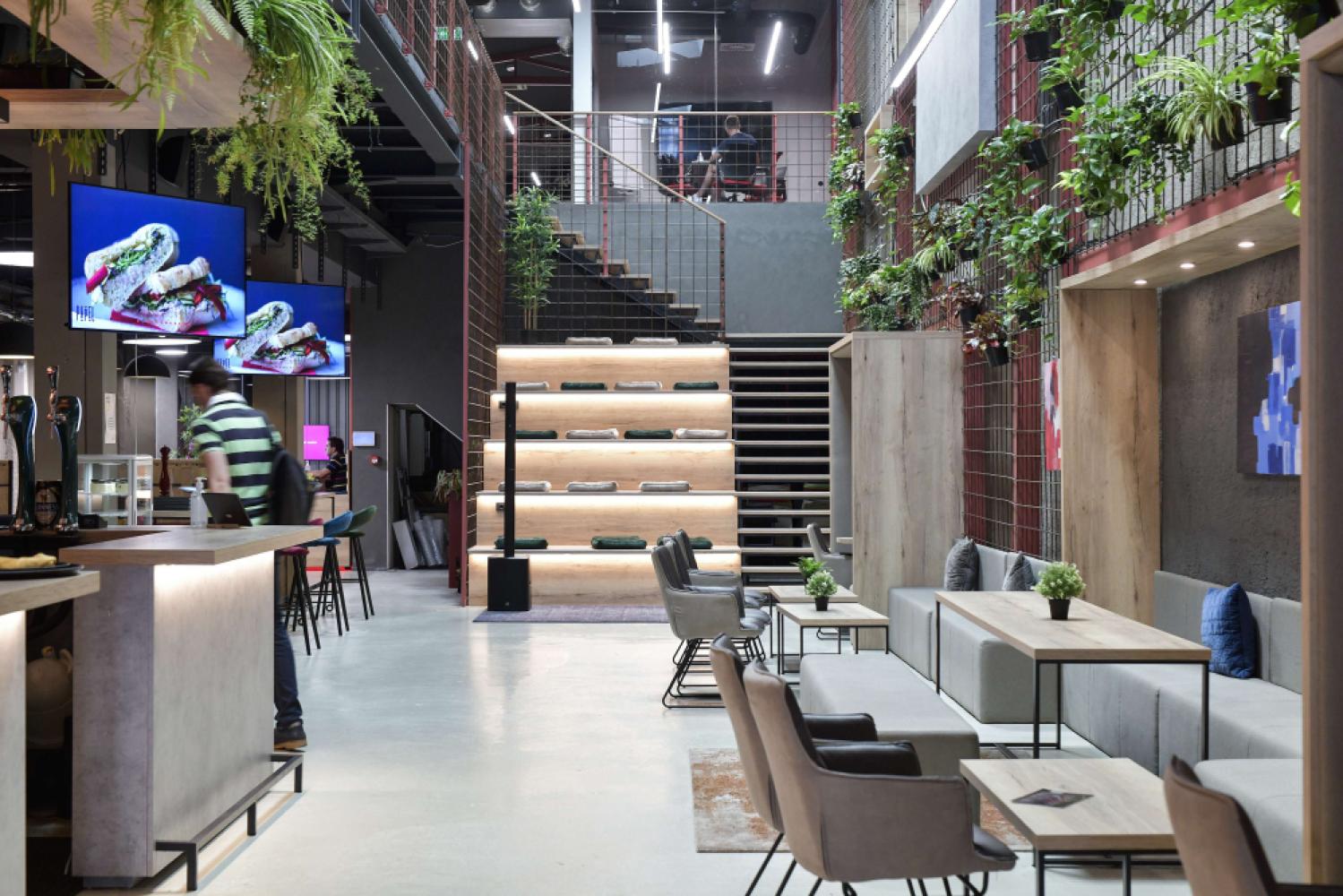 0ba11e73-0ff1-4303-98c0-9541582e6f2bjpg