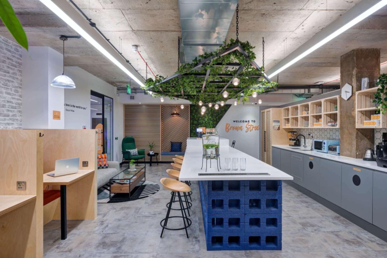 95b57a8b-0d0f-4b30-830c-56ce0f8ae320jpg