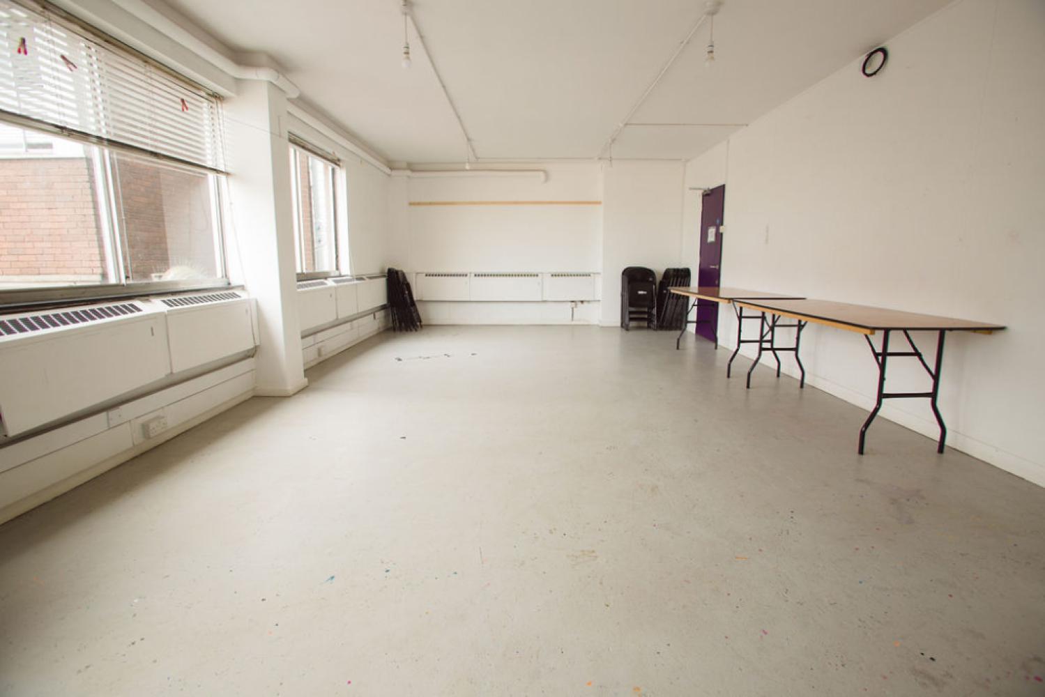 54cd71ae-a9f1-4bfc-9d5d-d33315b06d95_artroom4