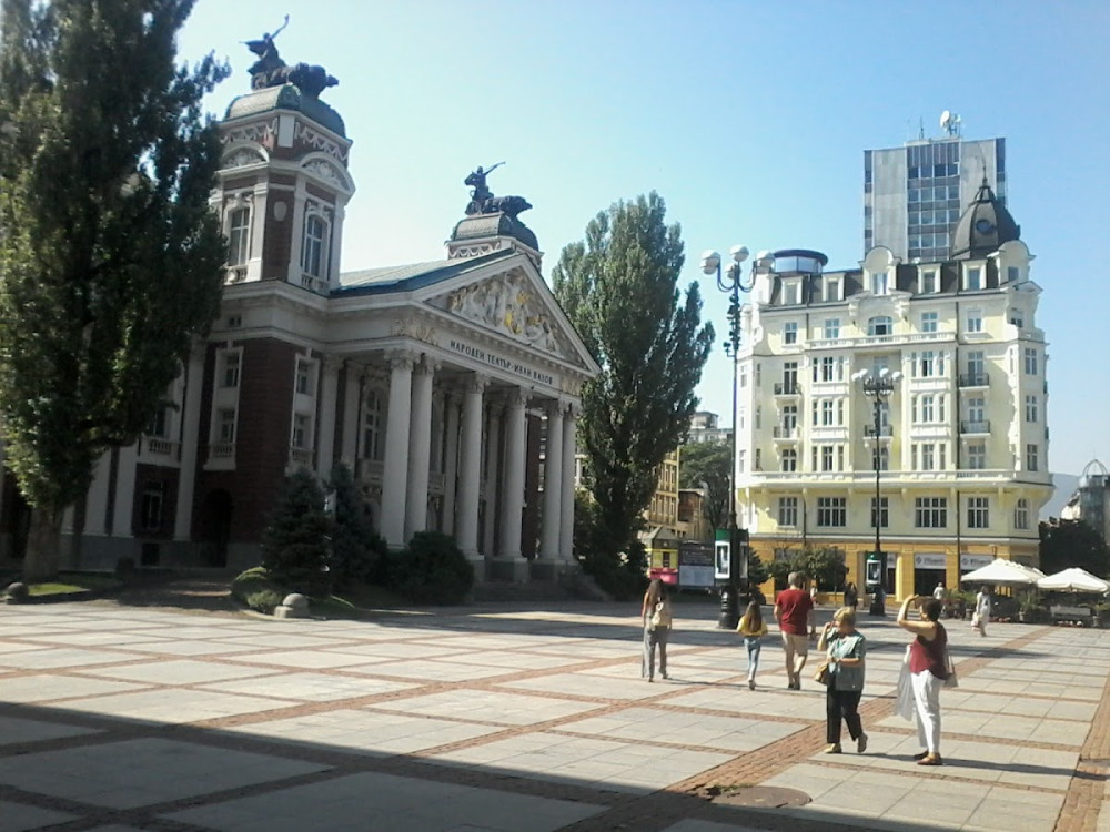 9d531c15-d6df-43d5-a9e6-b4a5420d9659