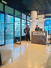 Hot Desk workspace image