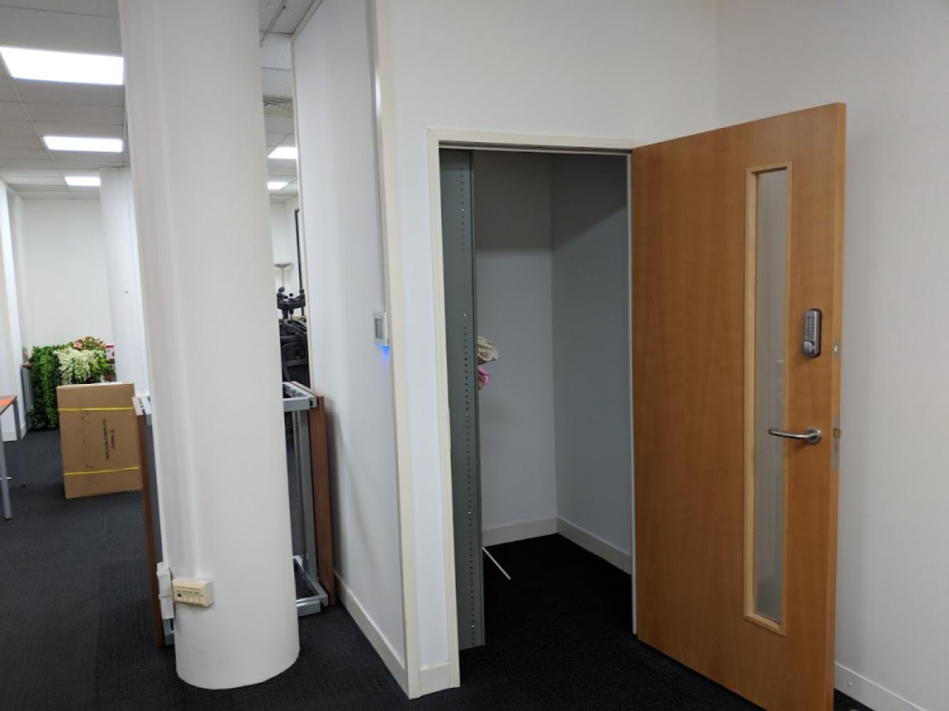 5a768327-4aef-4801-b12e-6929aeed3718