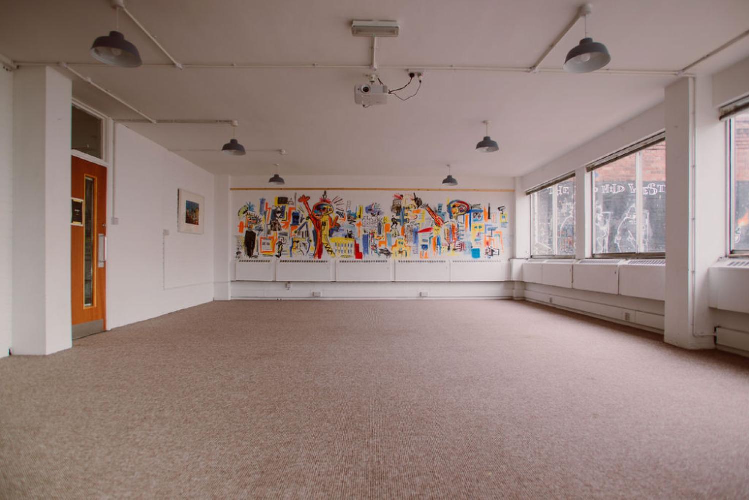 4c9167e4-594d-4f58-807e-6f36caed6466_mildwestroom4