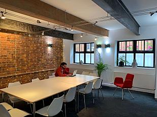 Use.Space workspace image