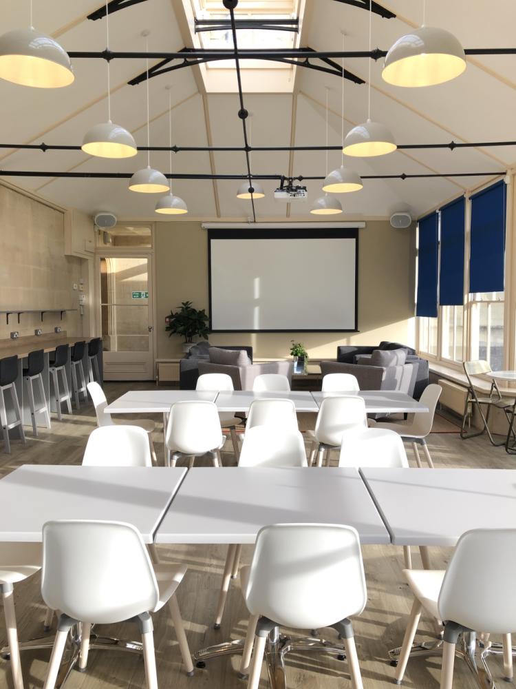 764f548f-f4a6-4877-be0e-5763eeb59e53_conservatory