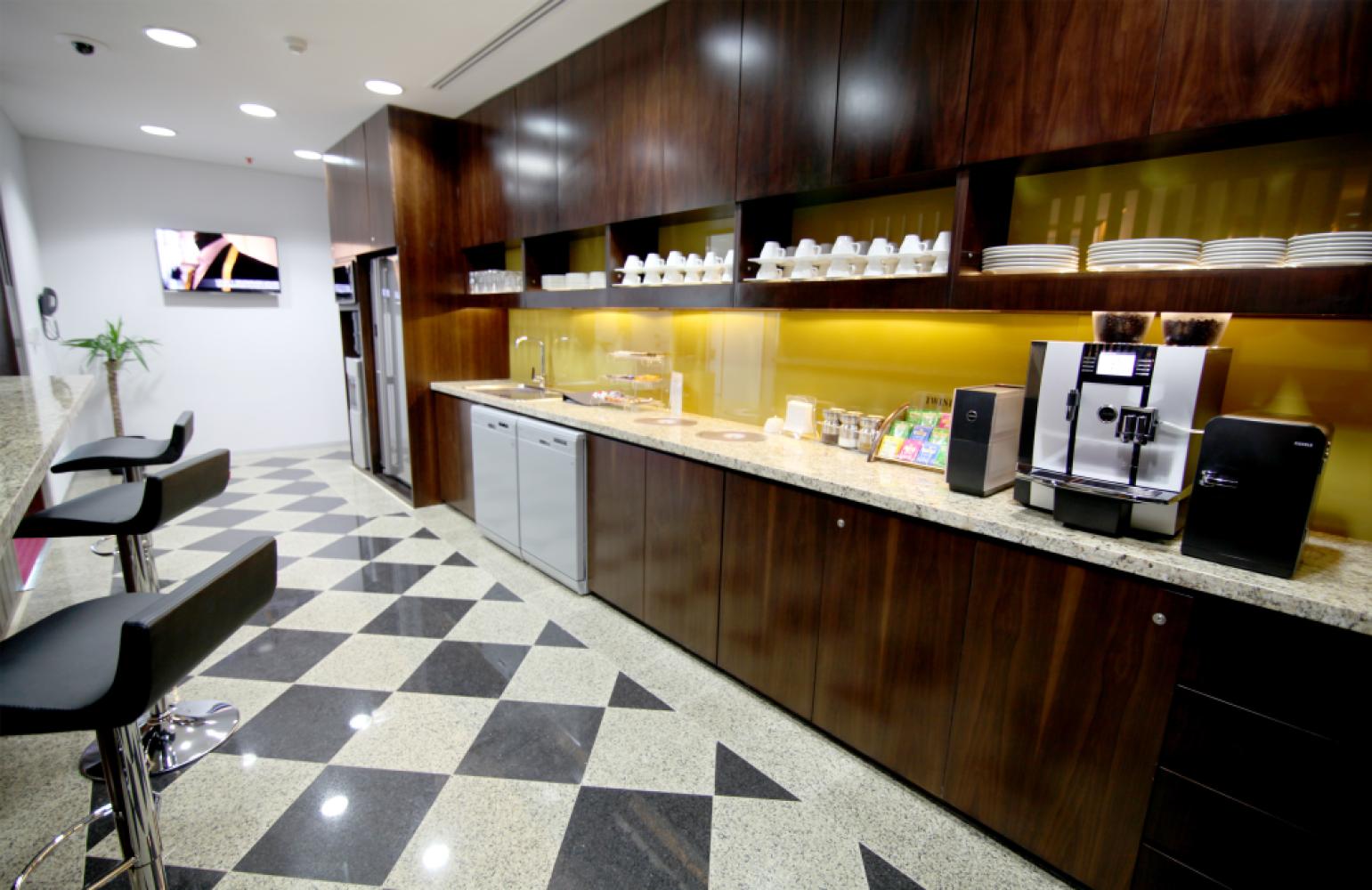 988c0c80-1102-4329-8eb5-44b29a26cbf2_kitchen