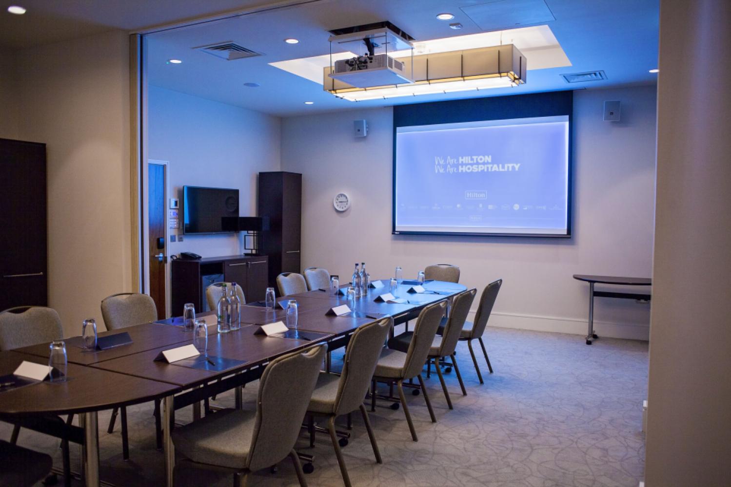 7d81e4b5-e173-4289-83a2-be216ebb2f1e_sainsbury&marshallboardroom