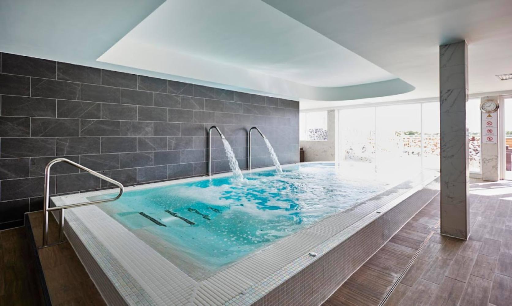 27bdeaf3-b54d-4957-a30d-a59a04a251bd