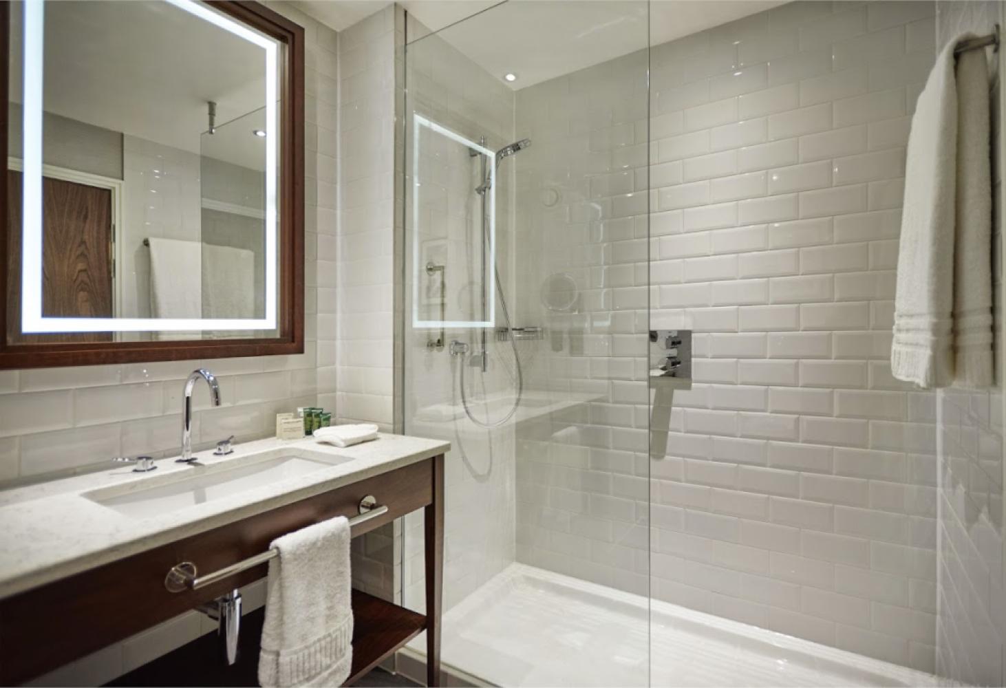 12ec8b39-b824-408d-8ae8-8487ff52545c