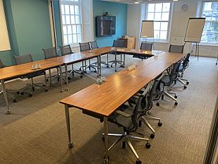 Large Boardroom-3