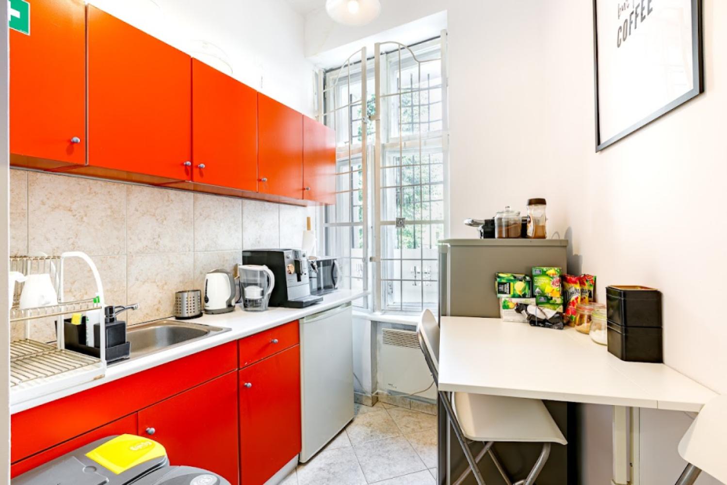 ea8c9c0c-78b9-4955-804c-5fea9d34a6fd