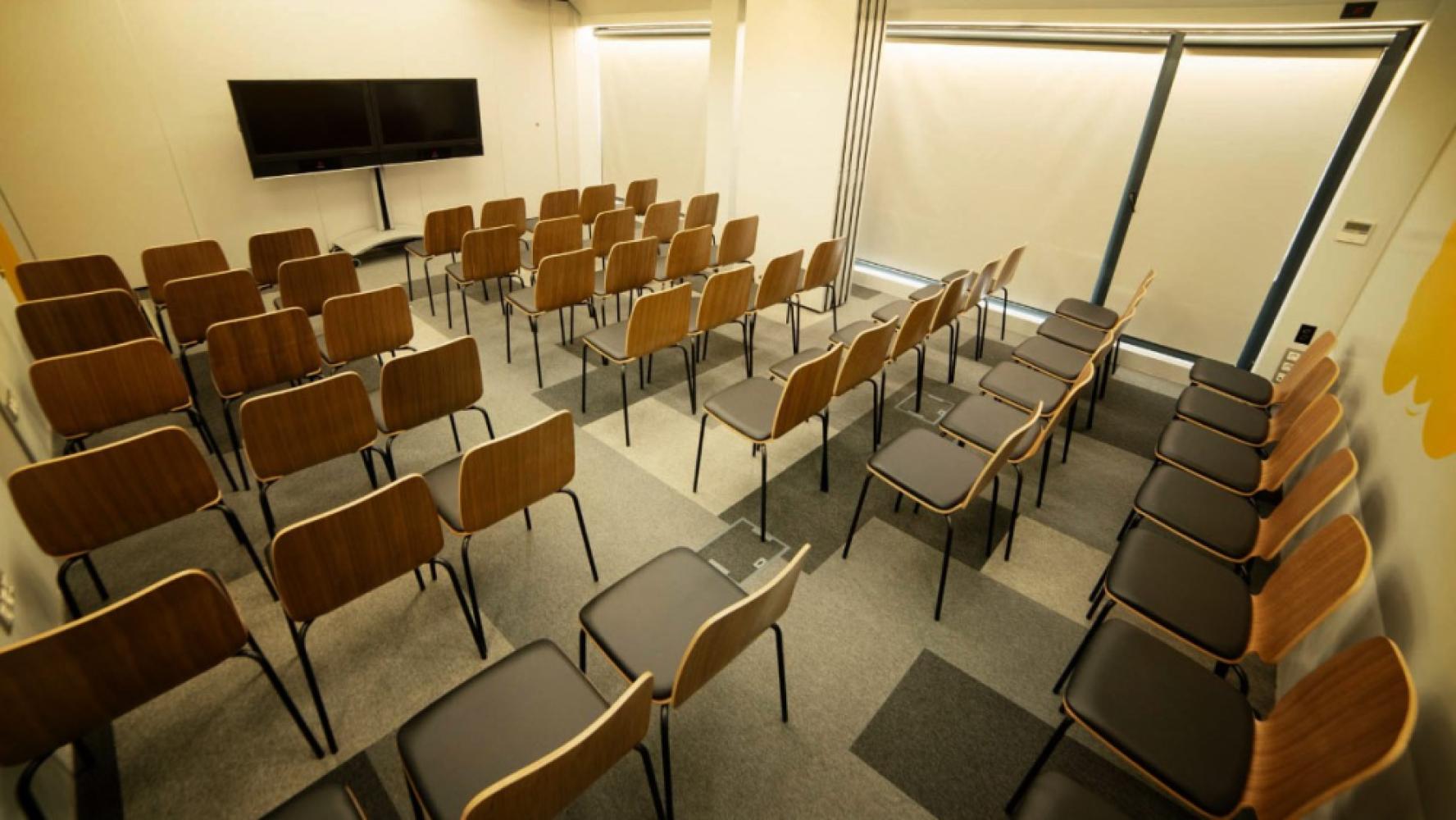 0ff8a128-d77c-4987-adf2-a487a1eb9518_missia23-event-center-hall-projects-ligna-group_06