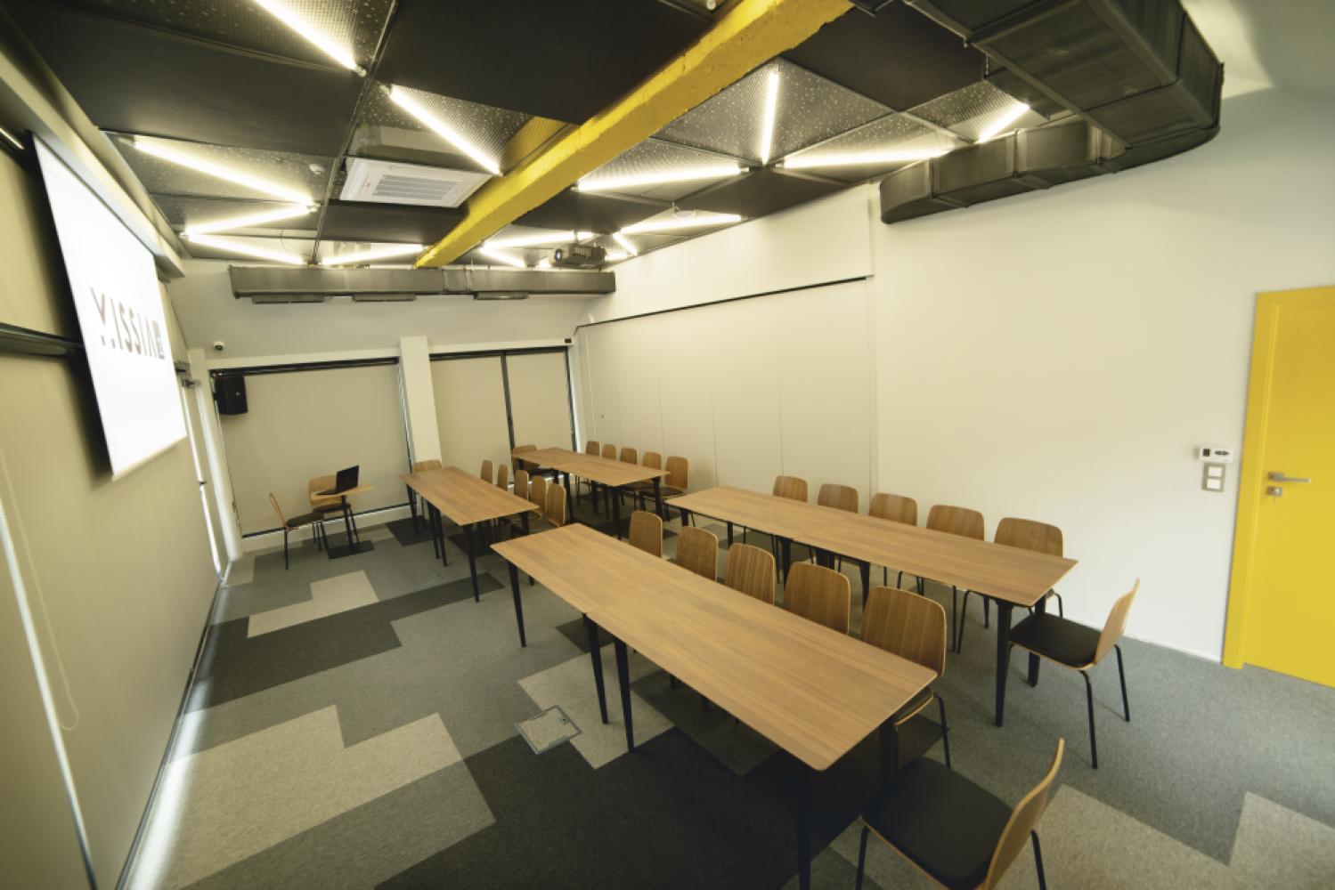 6ba7e0b6-b582-4ac4-b640-2b701d6b71e3_hall1