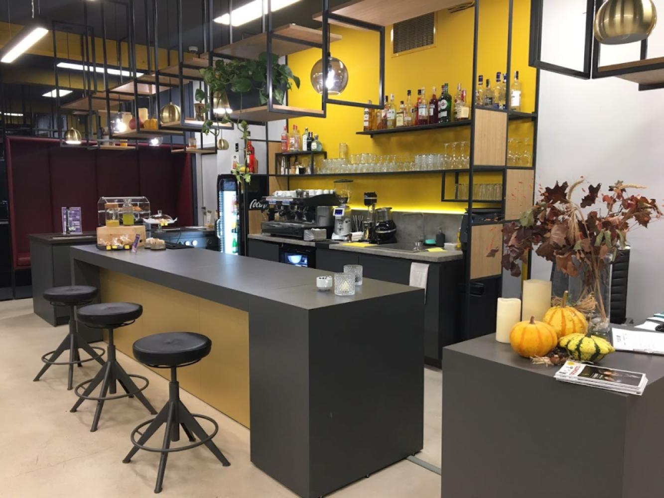 b72976a3-c0d6-4407-8f38-b7cd16968ee5