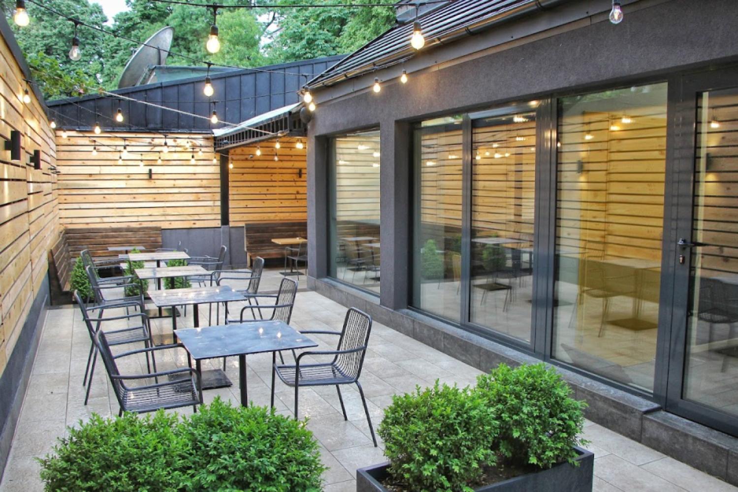 11534362-1569-4d00-b152-e3072e9e9f21