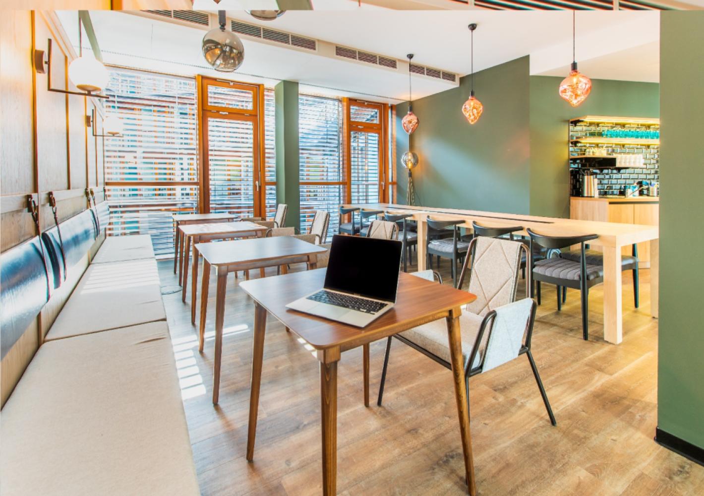 10882f74-9882-46db-bd8e-9d6fb72a4939_20200918_plazacubesdus_263