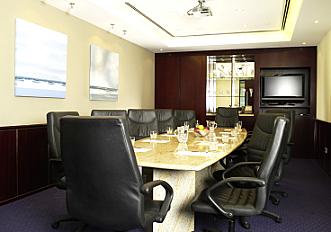 Servcorp - Bahrain Financial Harbour workspace image