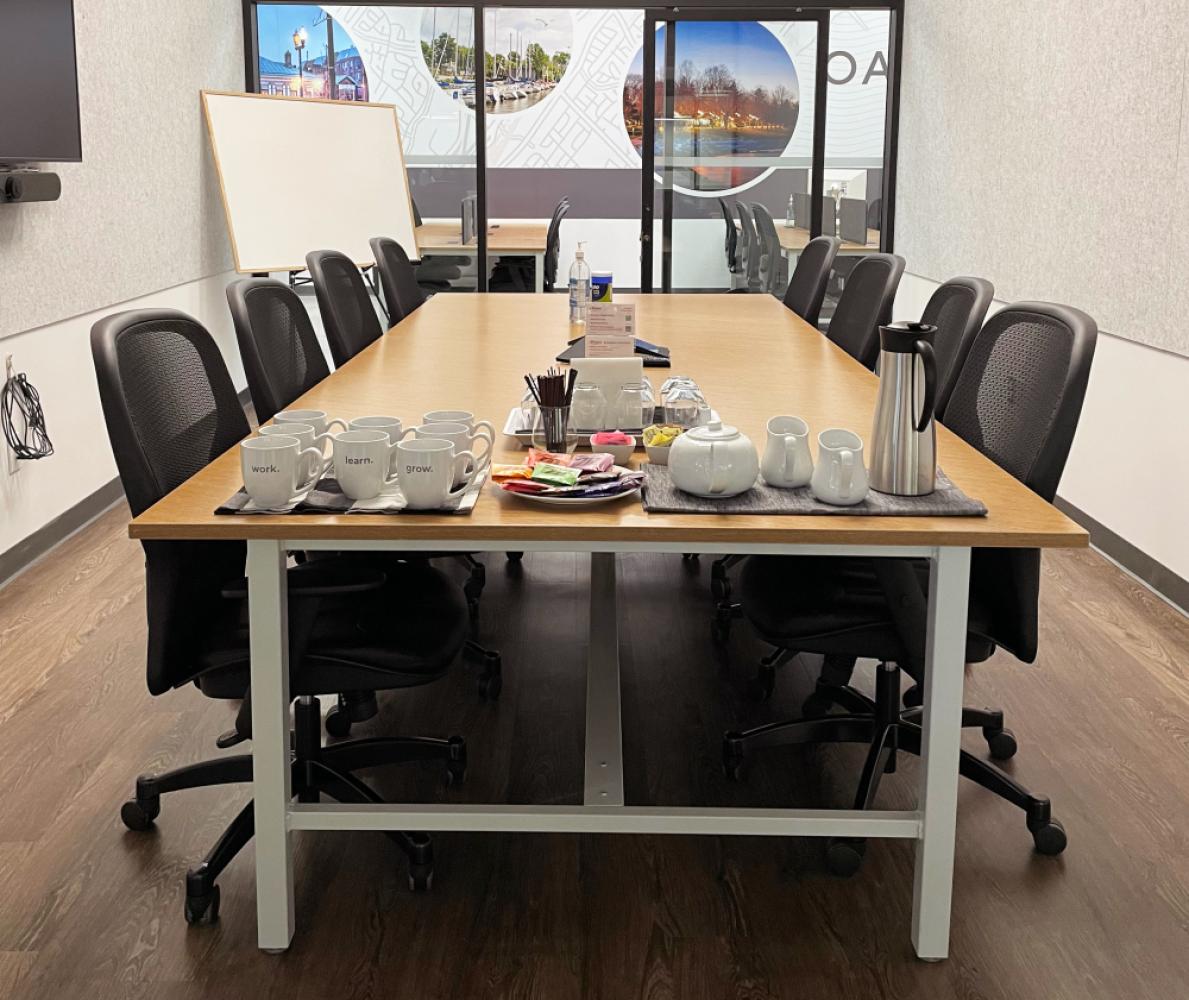 88a548d4-51b7-4150-b090-7745933d20f0_meetingroom2(8)