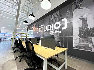 Hot Desk-6