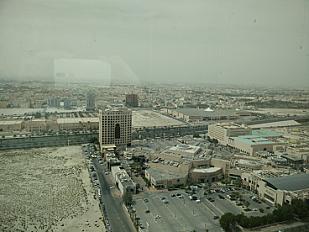 BAHRAIN, Almoayyed Tower workspace image
