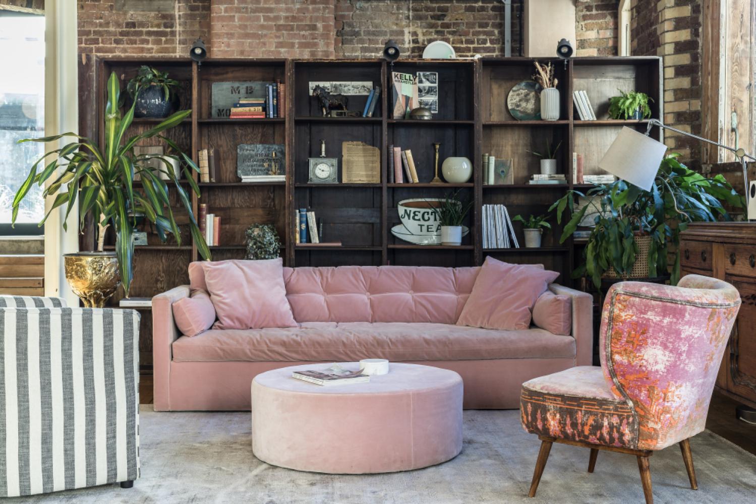 6a9abb97-e1d7-4bfd-a2fc-7d1b722c4a90_menierloungepic001