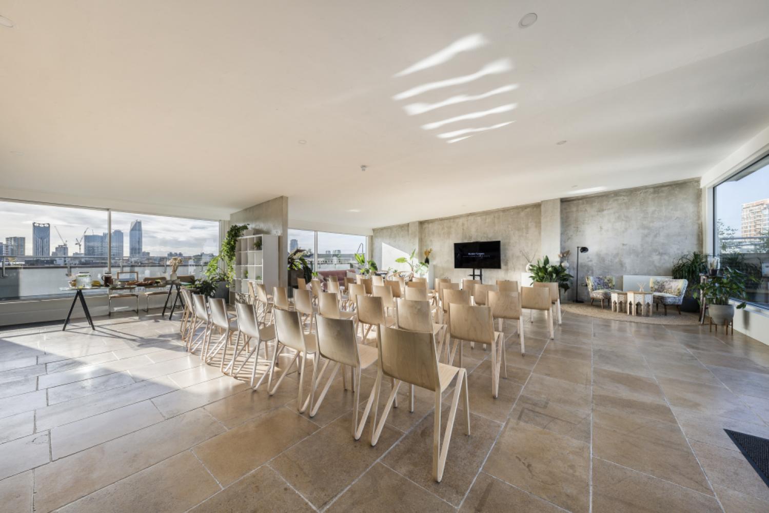 1f12b8ad-d42d-481a-a365-2731de10d00d_menierpenthousepic006