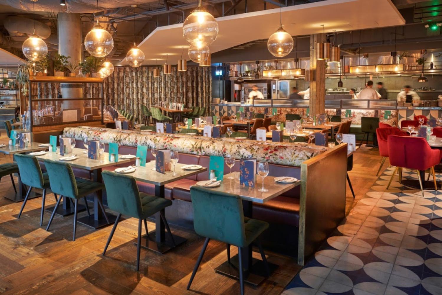 2d943ea2-a78d-43c4-bbb9-ff86aa35b1d5