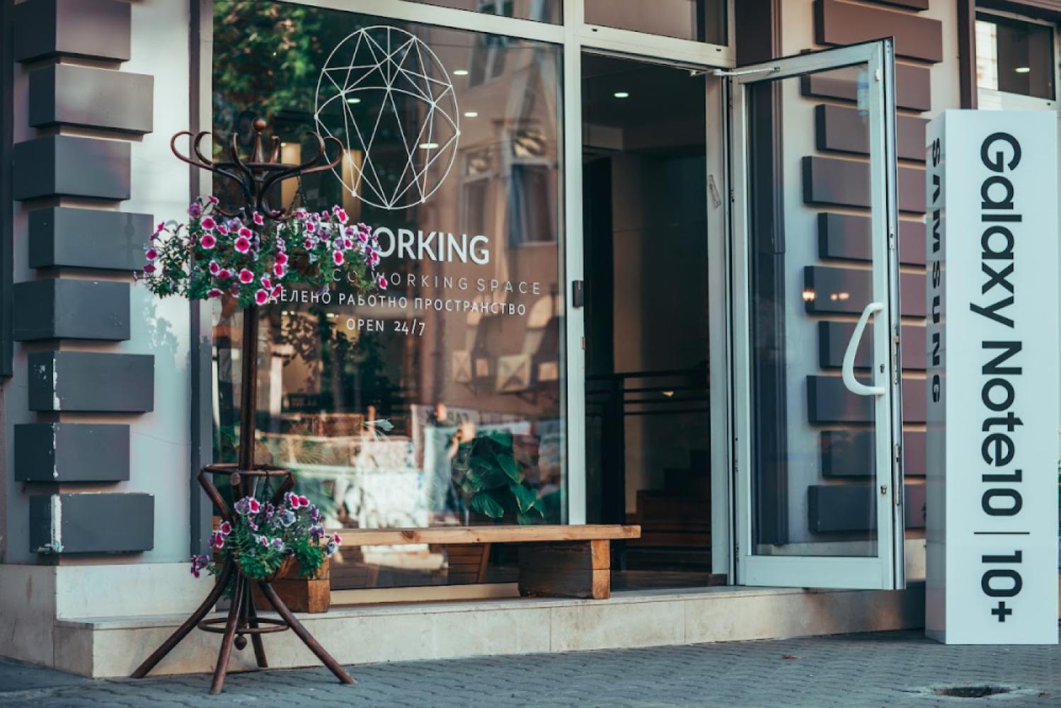 565ac20f-0d3a-4373-8057-e6ff3136df32