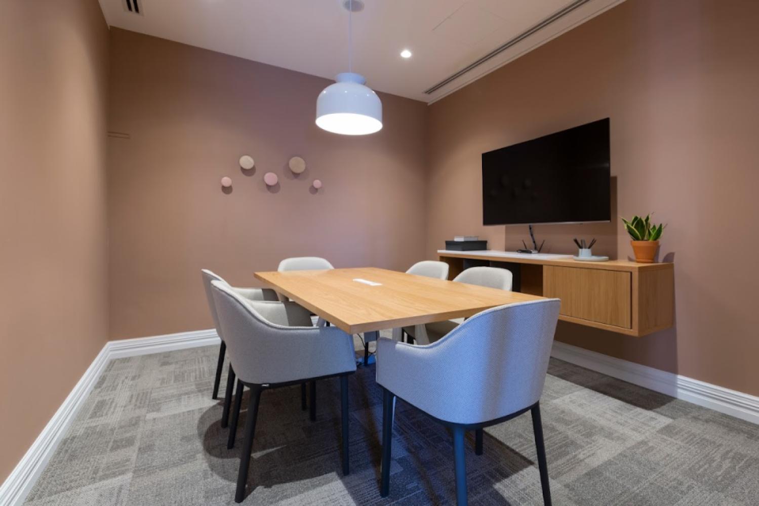 5bfca2c8-2190-40df-8998-e1ff3f5f8f0d