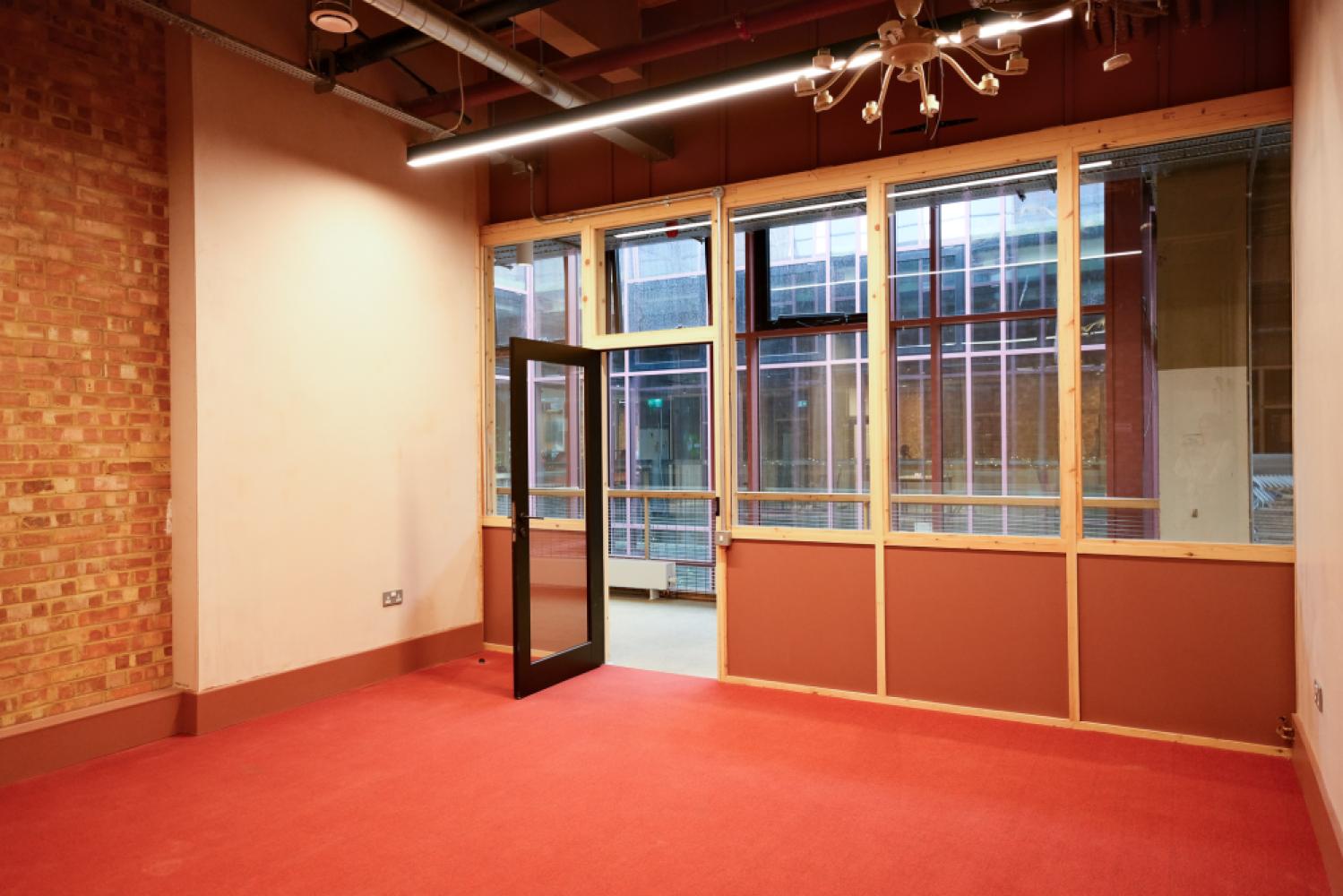 37e76df1-b435-40a7-8656-3f07b2719a9a_dscf2637