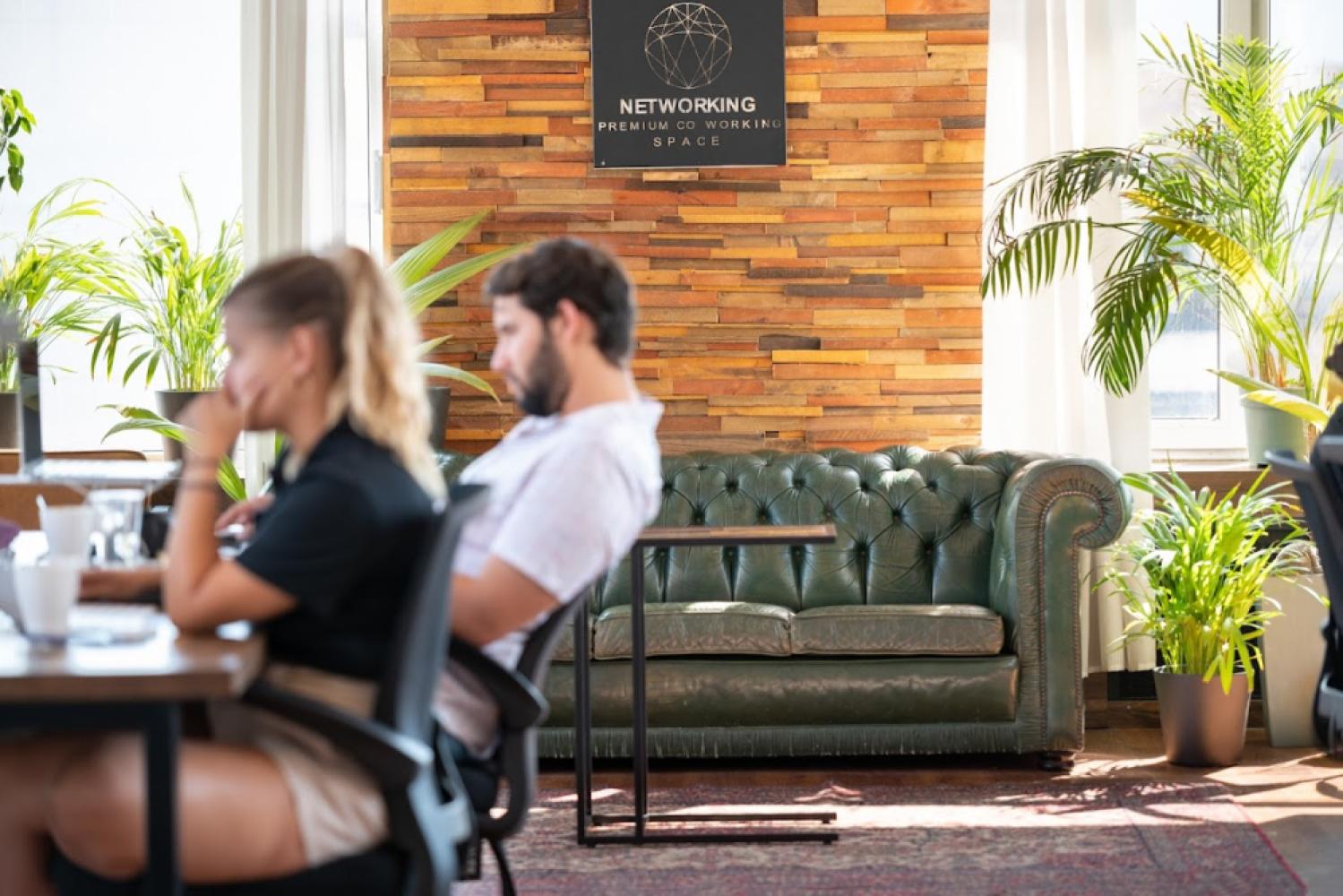 c9ba412f-cc63-4425-b2aa-7635fab5f8d1