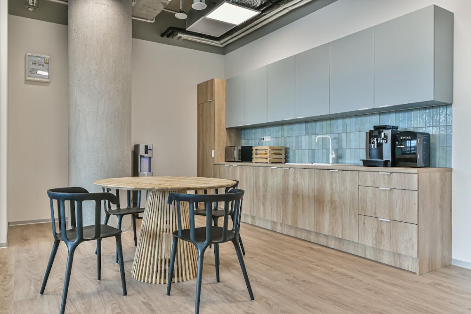 0f7bb9fd-0909-4678-b751-23c6b5a2caed